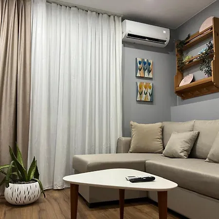 Franci's No4 * Tirana